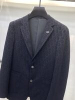 Dijia's new men's casual wool suit jacket for autumn 2025, made of high-end custom high-density suit fabric. The finished garment has been treated with silk gloss, making it super soft and comfortable, with an excellent texture. Fashionable and stylish upper body, meticulously crafted. The visual effect is super strong. Original tailoring at the counter, all original hardware accessories, and a unique trendy item in the wardrobe. Size: M-3XL 178 140kg L slim fit, maximum weight for wearing 190kg - Image 4