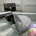 💰香奈儿CHANEL!小香爆款针织帽！小红书新品发布，太🉑️了，高弹面料 经典色系，男女同款哦 - Image 5