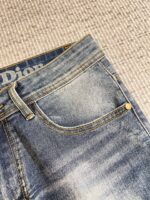[Dior Jeans | Classic Denim, Embossed with Luxury DNA] When streetwear meets haute couture, a pair of jeans can become a badge of status.
Deconstructing the language of denim with centuries-old craftsmanship, Dior infuses every inch of fabric with a modern attitude and luxurious details, making everyday wear a silent declaration of taste.
✨ A pair of jeans is an attitude, and a legacy.
It's not just a wardrobe essential, but also an interpretation of the brand's spirit—
"From suitcases to jeans, we have always defined the boundaries of luxury with the ultimate craftsmanship."
Sizes: 28-42 - Image 6