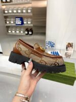 Gucci leather shoes, loafers - Image 2