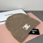Chanel官网品质香奈儿秋冬网红时尚博主推荐款毛线帽，小红书爆款，手感超柔软舒适的针织线帽，弹性极佳！ - Image 4