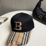 Comes with dust bagBurberry 3D embroidery, original baseball cap hot selling item at the counter, pure cotton lining, lightweight and breathable. Perfect design, precise and accurate grid alignment, original factory quality, exclusive physical shooting, suitable for both men and women! - Image 2