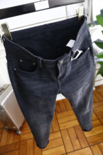 【Gucci Jeans | Classic Denim, Engraved with Luxury DNA】 When street style meets haute couture, a pair of jeans can become a badge of status.
Deconstructing the language of denim with centuries-old craftsmanship, we infuse every inch of fabric with a modern attitude and luxurious details, making everyday wear a silent declaration of taste.
✨ A pair of jeans is an attitude, and even more so, a legacy.
It's not just a wardrobe essential, but also an interpretation of the brand's spirit—
"From suitcases to jeans, we have always defined the boundaries of luxury with the ultimate craftsmanship."
Sizes: 28-42 - Image 3