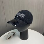 💰 BALENCIAGA new embroidered logo baseball cap from Balenciaga, cool color scheme, with different styles for men and women to wear. The first batch will be shipped first! Paris fans must make a purchase!