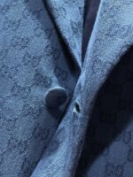 GUCCI 2025ss Spring and Autumn new suit, high-end version! Customized fabrics for counters have high breathability and comfort, impeccable details, and brand element design concepts, reflecting high quality. Delicate and soft to the touch! Presenting casual tailoring, the upper body design is superb! Size: 48-58 can be paired with a set - Image 7
