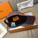 配盒子布袋，HERMÈS (爱马仕)原单棒球帽，经典H， 正品开模订制，原版透气帆布面料+头层牛皮，原厂精钢调节扣，做工细致，时尚帅气质量超赞！ - Image 7