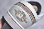 ▪细节鉴定
Air Jordan AJ1 Low 低帮 白黑金钩 - Image 4