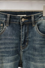 【Gucci Jeans | Classic Denim, Engraved with Luxury DNA】 When street style meets haute couture, a pair of jeans can become a badge of status.
Deconstructing the language of denim with centuries-old craftsmanship, we infuse every inch of fabric with a modern attitude and luxurious details, making everyday wear a silent declaration of taste.
✨ A pair of jeans is an attitude, and even more so, a legacy.
It's not just a wardrobe essential, but also an interpretation of the brand's spirit—
"From suitcases to jeans, we have always defined the boundaries of luxury with the ultimate craftsmanship."
Sizes: 28-42 - Image 4