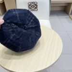 Burberry (Burberry's new high-quality checkered beret, painter's hat, British octagonal hat, men's and women's autumn and winter casual versatile beret hat) - Image 4