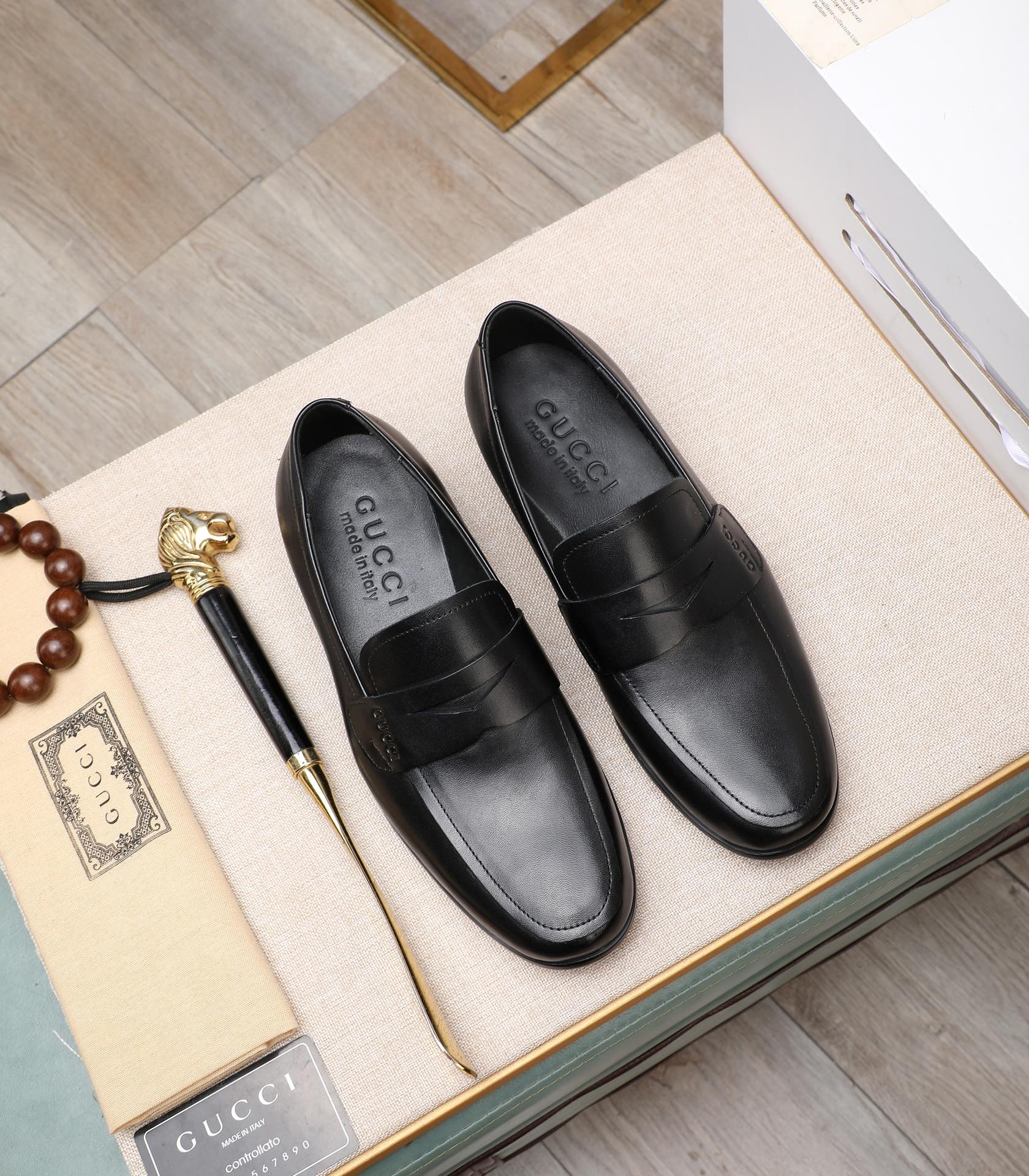 Gucci leather shoes, loafers