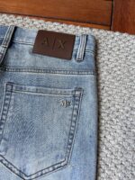 【Armani Jeans | Classic Denim, Embossed with Luxury DNA】 When streetwear meets haute couture, a pair of jeans can become a badge of status.
Deconstructing the language of denim with centuries-old craftsmanship, we infuse every inch of fabric with a modern attitude and luxurious details, making everyday wear a silent declaration of taste.
✨ A pair of jeans is an attitude, and even more so, a legacy.
It's not just a wardrobe essential, but also an interpretation of the brand's spirit—
"From suitcases to jeans, we have always defined the boundaries of luxury with the ultimate craftsmanship."
Sizes: 28-42 - Image 9
