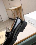 Gucci leather shoes, loafers - Image 9