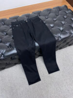 Prada's new spring/summer 2025 casual pants are cleanly cut, with a strong urban style. They are made of finely spun pure cotton fabric, which feels soft, sticky, and dry to the touch. The upper body effect is crisp and stylish. Exquisite hardware, very attractive for business and leisure. With so many top-notch materials, it creates a high-end product with unparalleled value, which is the first choice for high-end trendy and fashionable peopleSize: 30-38 - Image 6