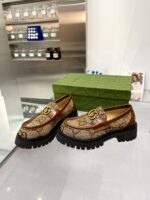 Gucci leather shoes, loafers - Image 4