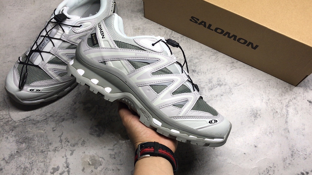 ▪公司级别
Salomon XT-Quest ADV "Beige" 萨洛蒙 探索者系列户外越野跑鞋  灰白色 编码: 474296