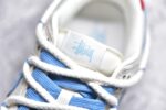 ▪️细节鉴定
Nk SB Dunk Low 斯图西系列-织布炫彩白勾 低帮休闲板鞋 - Image 2