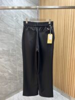 ❤️ TB 2025 autumn and winter new products with complete three standards, good casual pants, no need to introduce too much, look at details, counter size: M-4XL 175/140, upper body L - Image 8