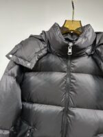 #qiu 🐉🐉 、 MONCLER FW2025 Autumn/Winter New Down Jacket. The cabinet is on sale and difficult to find. Using customized windproof and rainproof fabric, wrinkle resistant and stylish, soft and skin friendly, with extremely high comfort for the upper body; Extremely high recognition; Suitable for concave various shapes; Filled with 90% velvet, it is soft, warm, and fluffy, giving the upper body a stylish look; A down jacket suitable for various occasions.Size: 1-5 (CE)Size 3: Shoulder width 48cm, chest circumference 126cm, clothing length 70cm, sleeve length 64cmManual measurement with 1-2cm error is normal (chest circumference ± 4cm per yard, other parts ± 1cm) - Image 3