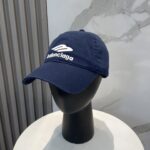 Balenciaga Balenciaga baseball cap. My family has already mastered Balenciaga's craftsmanship, which is sure to be a hit. Balenciaga's new washed cotton baseball cap is a must-haveHeavy industry craftsmanship, double B letter logo, innovative and fashionable trendy styleExclusive physical shooting for both men and women, adjustable for both genders - Image 2