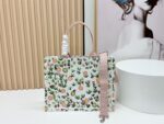 Dior bags - Image 4