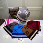 GUCCI Knitted Hat 😘  Cashmere material 🙆🏻 New products on the official website 😱 Simple and elegant 👍  The tight knitting method is very thick, soft and comfortable 🙈 Warm and stylish ❤️ can't bear to put it down 👍 Dear, hurry up and get it 👍😘 Unisex - Image 9