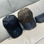 Comes with a box bag, Fendi's new original single baseball cap, double F-flower patchwork leather, full of retro charm, 1:1 mold customization, original canvas material+top layer cowhide, pure cotton lining, lightweight and breathable! Excellent quality, basic head circumference of 56, adjustable patch. - Image 9