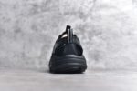 HOKA One One Hopara Sandals 霍帕拉系列水路两用溯溪涉水休闲户外露营凉鞋 作为先锋品牌的 HOKA ONE ONE总是以独特的方式 HOPA RA是一款溯溪鞋 又名排水鞋 可长期用于涉水和溯溪 保护脚底和脚趾的安全和舒适 鞋面材料速干 透气 耐磨 鞋底防滑 耐磨 抓地能力强 出于安全考虑 设计要求较高 涉水溯溪过程中 水 泥沙 可以直接从鞋内大孔排出 细纹鞋底使在岩石上抓地能力强 避免打滑 而上路后 鞋面具有快干透气等优点 尺码：36 36.5 37.5 38 39 40 40.5 41 42 42.5 43 44 45 - Image 5