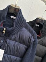 MO Mengkou 2025 new down jacket, original factory version customized development hardware accessories, all details are fully handled in place! The upper body effect of the design is amazing! Versatile, fashionable and handsome! The original memory silk fabric at the counter has a stylish texture, providing warmth and rejecting bloating! The upper body is amazing. Size: M-3XL - Image 4