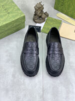 Gucci leather shoes, loafers - Image 2