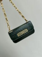 尺寸：19X10X7cm