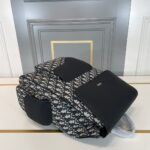 Dior bags - Image 5