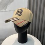Comes with dust bagBurberry 3D embroidery, original baseball cap hot selling item at the counter, pure cotton lining, lightweight and breathable. Perfect design, precise and accurate grid alignment, original factory quality, exclusive physical shooting, suitable for both men and women!