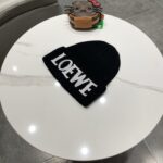 LOEWE罗意威秋冬新款毛线帽，时尚大牌 男女款通用款 - Image 2