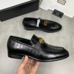 Gucci leather shoes, loafers - Image 4