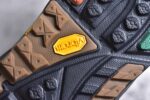 ▪️细节鉴定
HOKA 托亚系列增强版低帮厚底轻量坦克户外登山运动鞋 - Image 5