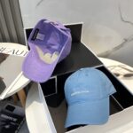 Balenciaga Balenciaga baseball cap. My family has already mastered Balenciaga's craftsmanship, which is sure to be a hit. Balenciaga's new washed cotton baseball cap is a must-haveHeavy industry craftsmanship, double B letter logo, innovative and fashionable trendy styleExclusive physical shooting for both men and women, adjustable for both genders - Image 4