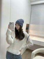 罗意威loewe官网经典款针织帽！小红书热卖爆款！穿搭神气！男女同款，加厚更保暖，时尚流行🌸质感一流，秋冬保暖最佳名品，赶紧订购哦，跑量款