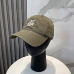 防尘袋
👒罗意威👒LOEWE新款原标设计棒球帽🧢质感超好，外部线条定位标准，做工精细，简约大气低价走量！ - Image 2