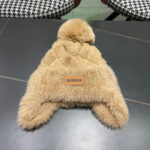 Balenciaga Balenciaga logo new knitted yarn ear protection Lei Feng hat, a must-have tool for keeping warm in autumn and winter, simple and warm - Image 7