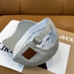 配防尘袋
👒罗意威👒LOEWE新款原版原标设计棒球帽🧢质感超好，外部线条定位标准，做工精细，简约大气低价走量！ - Image 3