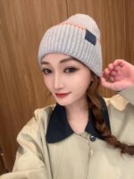 罗意威loewe官网经典款针织帽！小红书热卖爆款！穿搭神气！男女同款，加厚更保暖，时尚流行🌸质感一流，秋冬保暖最佳名品，赶紧订购哦，跑量款