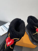 Louis Vuitton trainer boots - Image 7