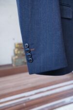 25SS autumn and winter new suit suit suit 🫑🫑 Two piece trendy and fashionable suit, a must-have item for business elite wardrobes, men's formal wear, fashionable and trendy wear, brand classic logo logo logo super generous, classic styles will be released every quarter! Wearing the pattern is really great, strongly recommended!Sharp and ergonomic tailoring, with a tall and handsome upper body, simple and elegant. Comfortable and slim fit, showcasing a gentlemanly demeanor at a glance. Made from carefully selected suit fabrics, including 20% wool, 18% viscose, 58% polyester, and 4% spandex, the fabric feels soft and delicate, with good luster and elasticity. The waist is made of sheepskin and leather, and is adorned with Louis Vuitton's soul logo embossed with letters! The silhouette and waist cinching add more comfort to the dressing of stylish men, making them look slim yet handsome!Used for making high-end professional and business formal suits, renowned worldwide for its classic and solemn design style. A high-end business casual suit set that requires high craftsmanship, takes a long time to make, and can be worn all year round!The fabric is flat, with a smooth and full texture, and a firm appearance. It is made of high-quality cotton wool material, and the quality of the material is visible when tied tightly.Regarding details: The high-end suit is cut with a modern feel, combining traditional cutting art with modern production techniques. It adopts fully imported automatic cutting pieces, with almost zero error in each piece of fabric, and then hand sewn by top tailors to ensure the fit and beauty of every part. The front two layers are saved, and according to the principles of ergonomics, it is slim fitting but not tight fitting. The elastic of the cow tendons on both sides of the waistband of the trousers can be adjusted! Not wearing tight waists!Classic collar design, classic style without conservatism, simple and elegant. The lining of the collar is made of pure handmade tribute needles, and we insist on hand sewing handicrafts, all of which are from the hands of experienced craftsmen. The quotation is based on the labor and time consumption per meter, and each stitch is rigorous and excellent, without any burrs or stitches on both sides. Handcrafted sleeves, hand nail buckles, hand calibration, and handmade threading can be seen everywhere, delicate and smooth, effectively reducing static electricity in autumn and winter, creating a high sense of unity on the surface and inside. It is worth buying for any man, as it can boost your face in various formal occasions!Color: Black【 Size 】: 46-56 - Image 7