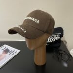 Balencia * a new Balenciaga baseball capIn-stock instant shipping🧢 A simple, fashionable, super unbeatable and beautiful hat! Couple style! The advantages of the original product over other hats,