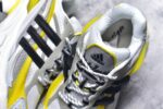 ▪panan权威实拍💯#A
新货🚀#Pharrell x adidas Adistar Jellyfish 低帮复古风老爹鞋 adidas Adistar Cushion与Atmos联名出的这款复古老爹鞋简直是未来科技感十足 以3D风格焕新演绎标志性三条纹 为造型添上点睛之笔 金属质感视觉效果TPU自带哑光反射 非常的细节 最大的亮点无疑是鞋屁股 大块的tpu包裹 让增高的大底不再突兀 更显腿长脚细
货号: J
尺码：36 36.5 37 38 38.5 39 40 40.5 41 42 42.5 43 44 44.5 45 46 47 - Image 9