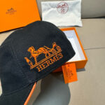 配盒子布袋，HERMÈS (爱马仕)原单棒球帽，经典H，正品开模订制，原版透气帆布面料+头层牛皮，原厂精钢调节扣，做工细致，时尚帅气质量超赞！ - Image 5