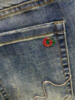 【Gucci Jeans | Classic Denim, Engraved with Luxury DNA】 When street style meets haute couture, a pair of jeans can become a badge of status.
Deconstructing the language of denim with centuries-old craftsmanship, we infuse every inch of fabric with a modern attitude and luxurious details, making everyday wear a silent declaration of taste.
✨ A pair of jeans is an attitude, and even more so, a legacy.
It's not just a wardrobe essential, but also an interpretation of the brand's spirit—
"From suitcases to jeans, we have always defined the boundaries of luxury with the ultimate craftsmanship."
Sizes: 28-42 - Image 8