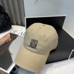 防尘袋
👒罗意威👒LOEWE新款原标设计棒球帽🧢质感超好，外部线条定位标准，做工精细，简约大气低价走量！ - Image 6