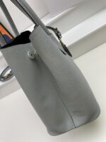 Prada bags - Image 5