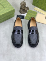Gucci leather shoes, loafers - Image 2